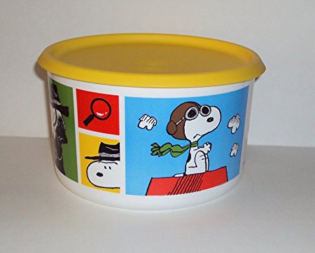 Tupperware 6 Cup Cookie Snack Canister Exclusive Peanuts Snoopy Design