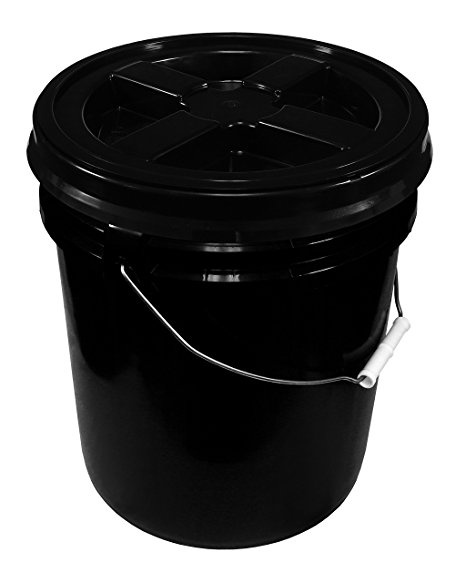 Black 5 Gallon 90 mil Bucket with Gamma Seal Lid (Black)